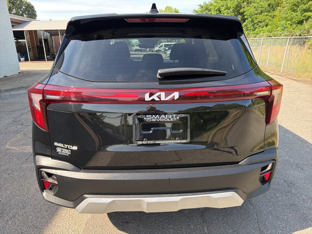 Used 2026 Kia Seltos LX FWD image 3