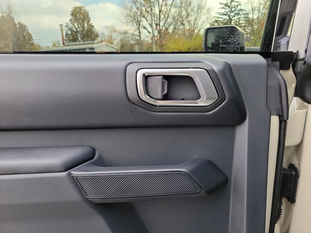 New 2025 Ford Bronco Outer Banks w/ Sasquatch Package image 14