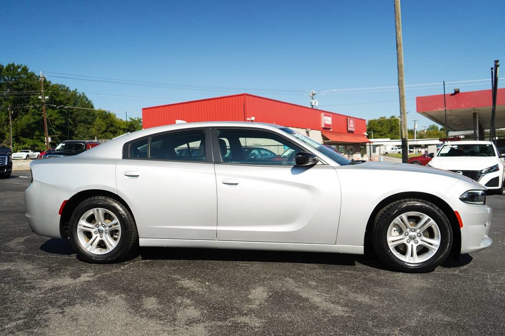 Used 2023 Dodge Charger SXT RWD image 2