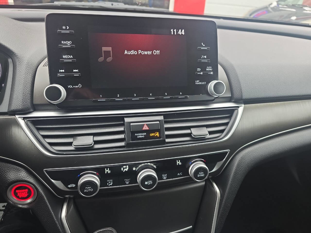Used 2019 Honda Accord LX image 11