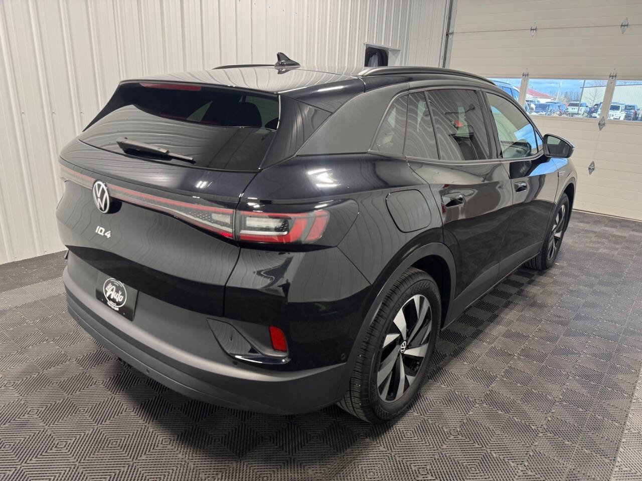 Used 2023 Volkswagen ID.4 S image 3