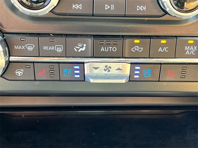 Used 2023 Ford F250 Lariat w/ Lariat Ultimate Package image 30