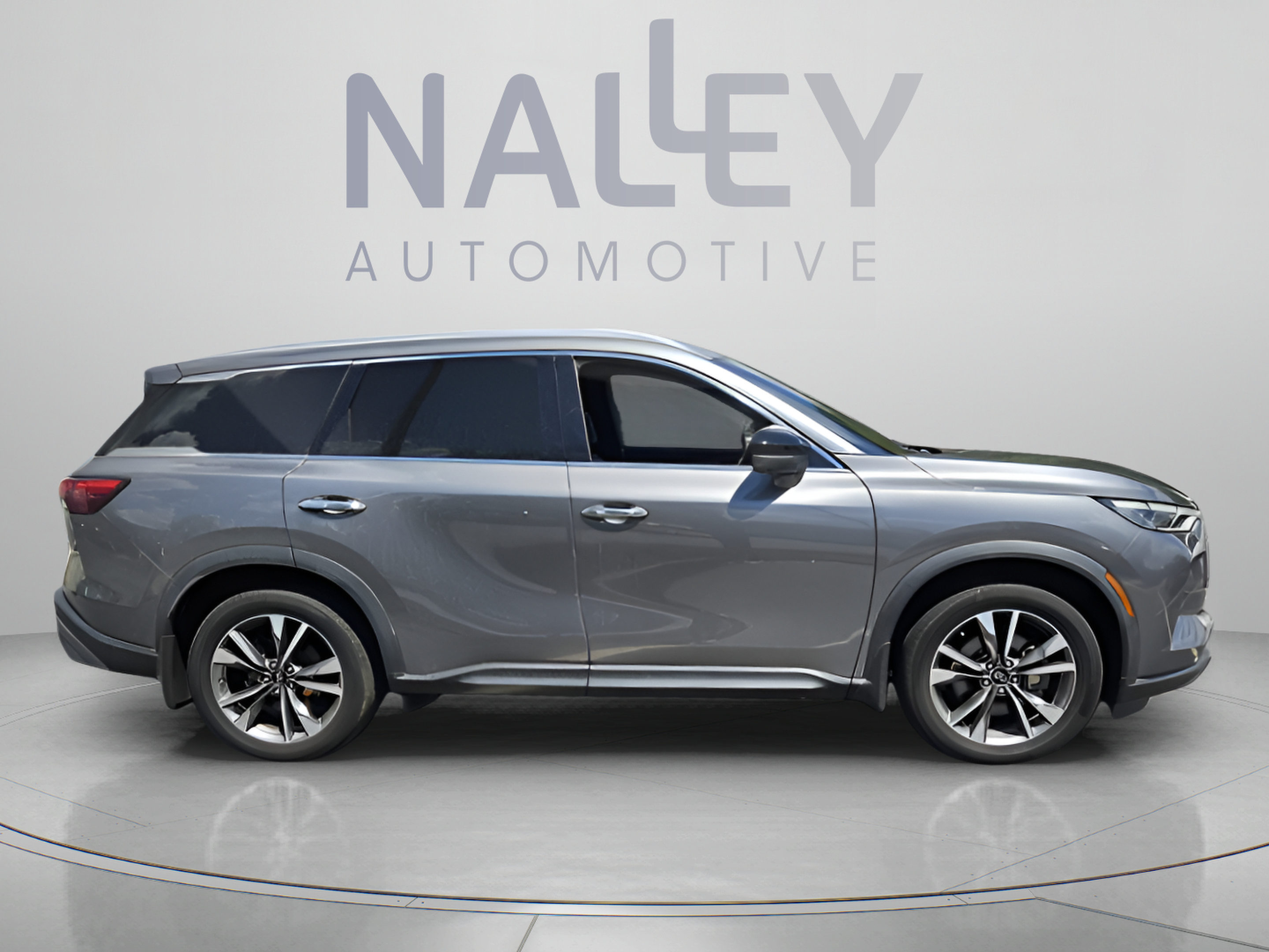 Used 2022 INFINITI QX60 Luxe w/ Cargo Package FWD image 6