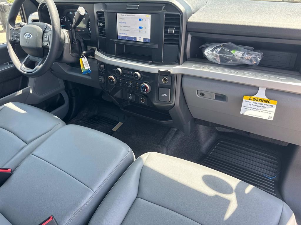 New 2025 Ford F350 XL w/ XL Chrome Package image 31