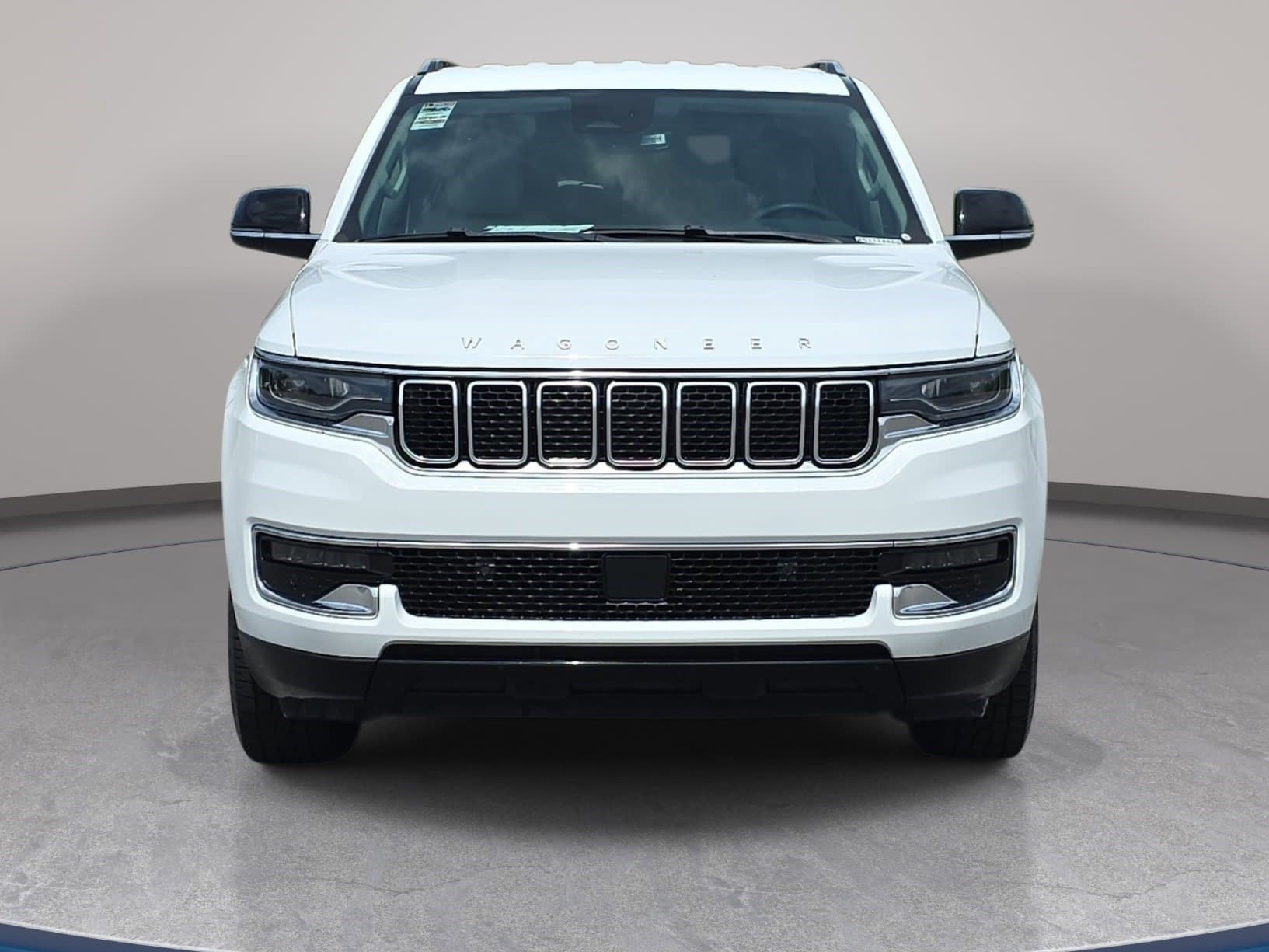 Used 2024 Jeep Wagoneer L 4WD image 2