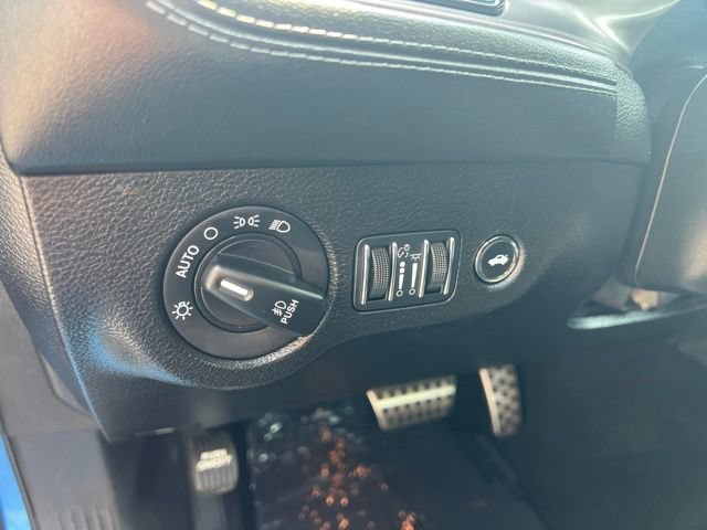 Used 2023 Dodge Challenger R/T w/ Plus Package RWD image 8