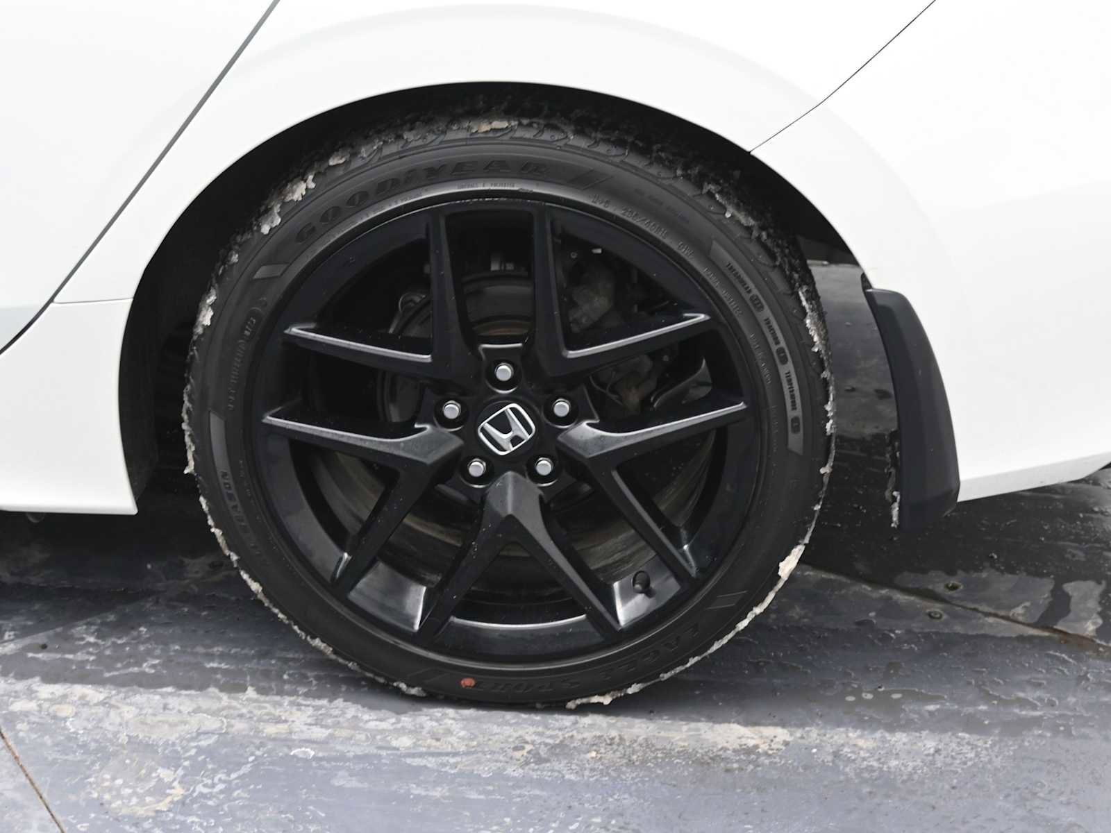 Used 2023 Honda Civic Sport image 4