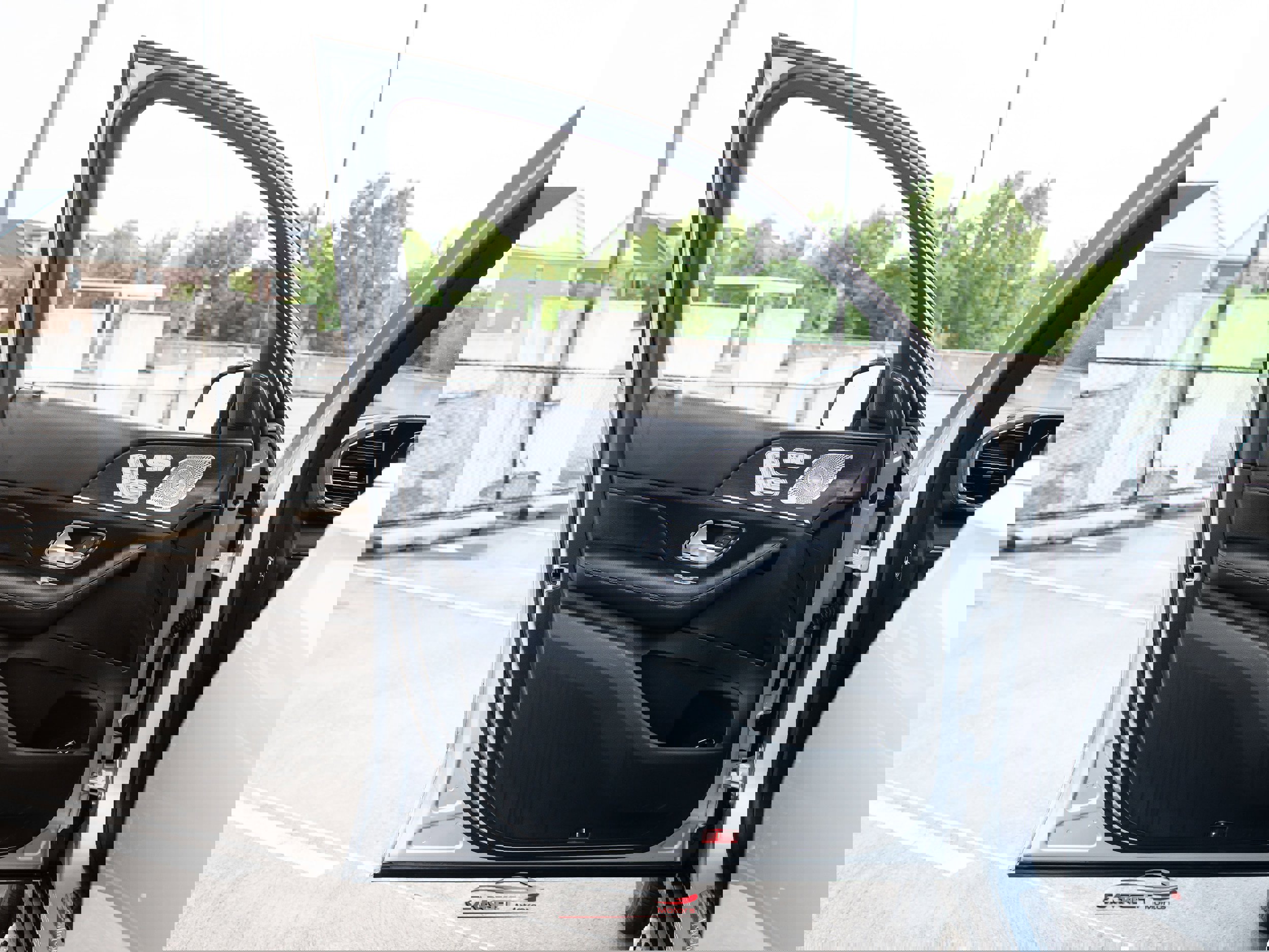 Used 2021 Mercedes-Benz GLS 450 4MATIC image 44