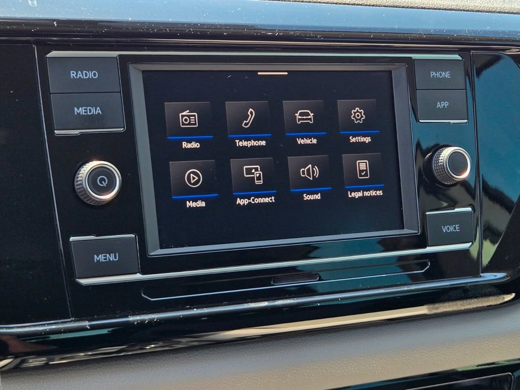 Certified 2023 Volkswagen Taos S FWD image 20