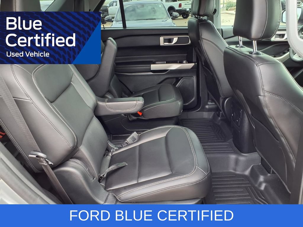 Certified 2024 Ford Explorer XLT w/ Equipment Group 202A RWD image 26