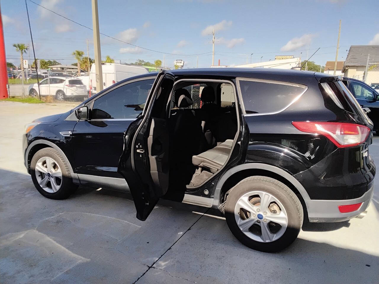 Used 2016 Ford Escape SE image 11