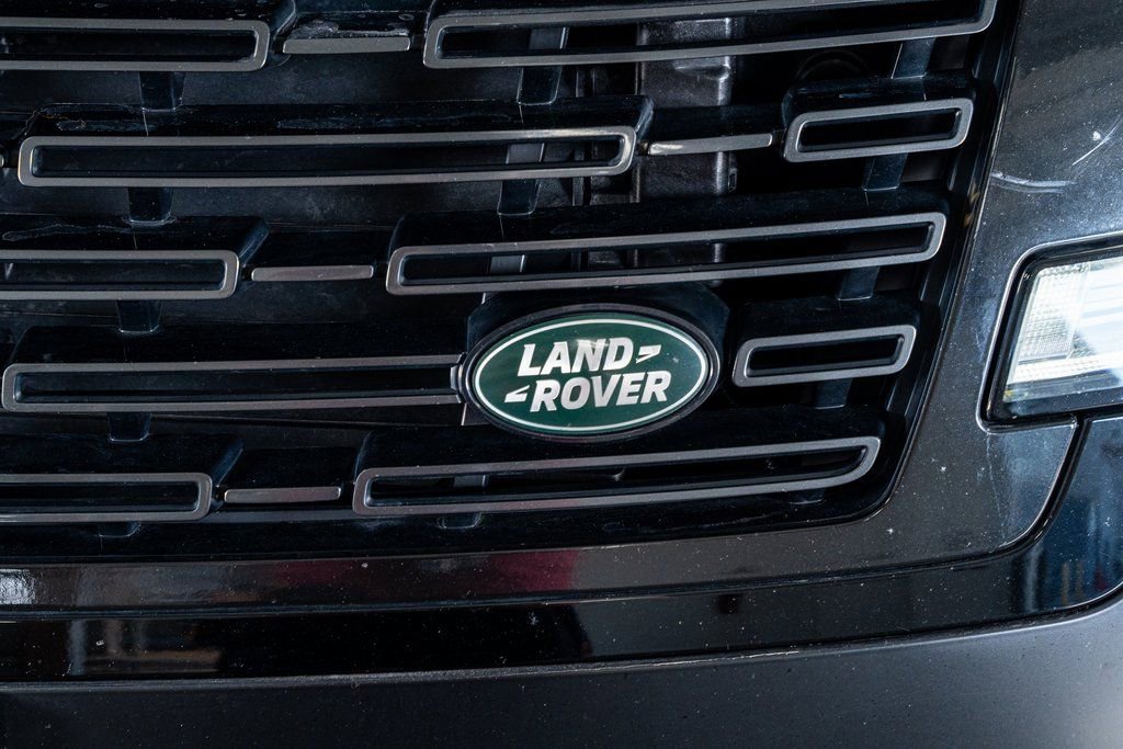 Used 2022 Land Rover Range Rover SE image 16