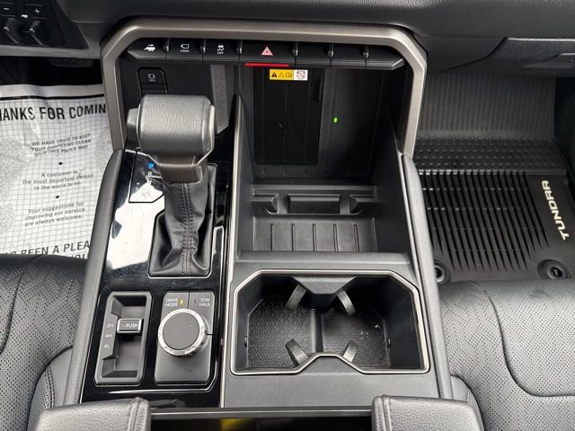 Used 2024 Toyota Tundra Limited AWD/4WD image 26