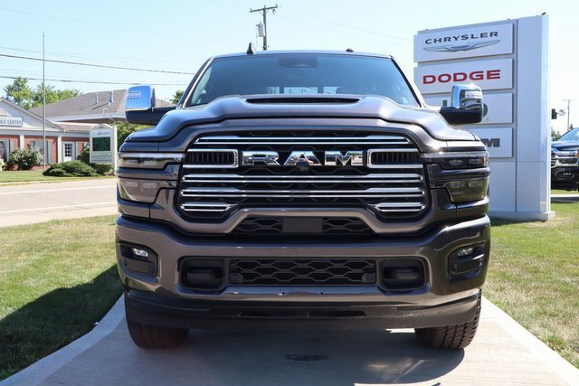 Used 2025 RAM 2500 Laramie w/ Sport Appearance Package image 6
