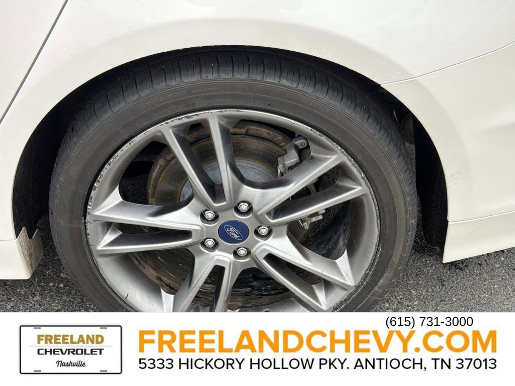Used 2015 Ford Fusion Titanium image 11