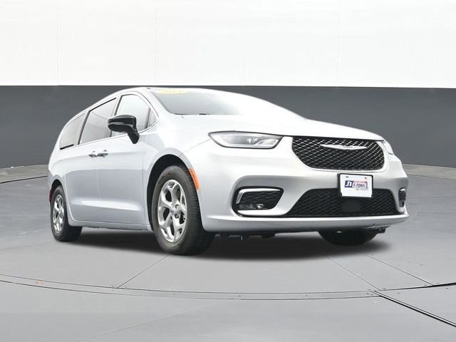 Used 2024 Chrysler Pacifica Limited FWD image 53
