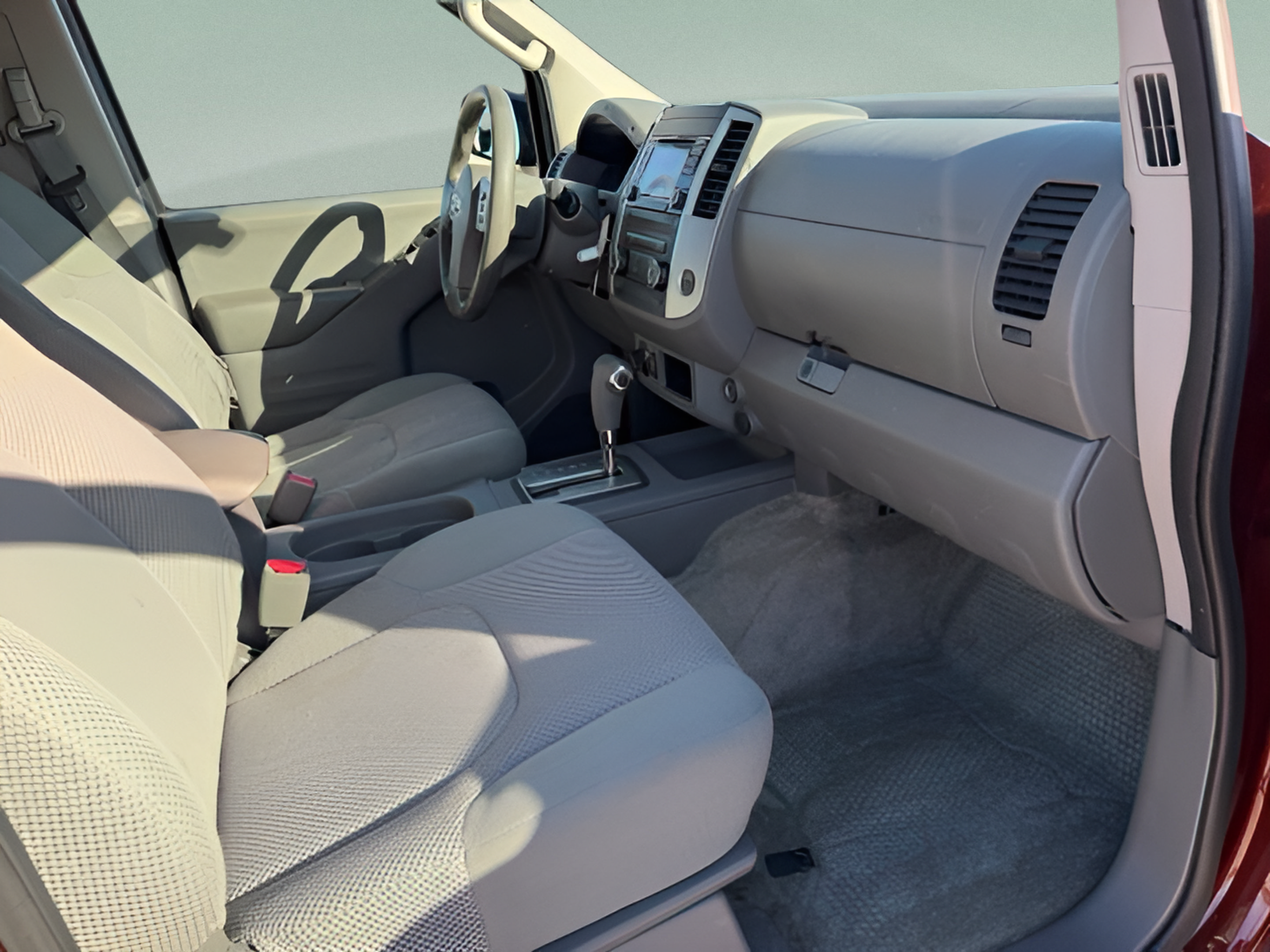 Used 2016 Nissan Frontier SV AWD/4WD image 25