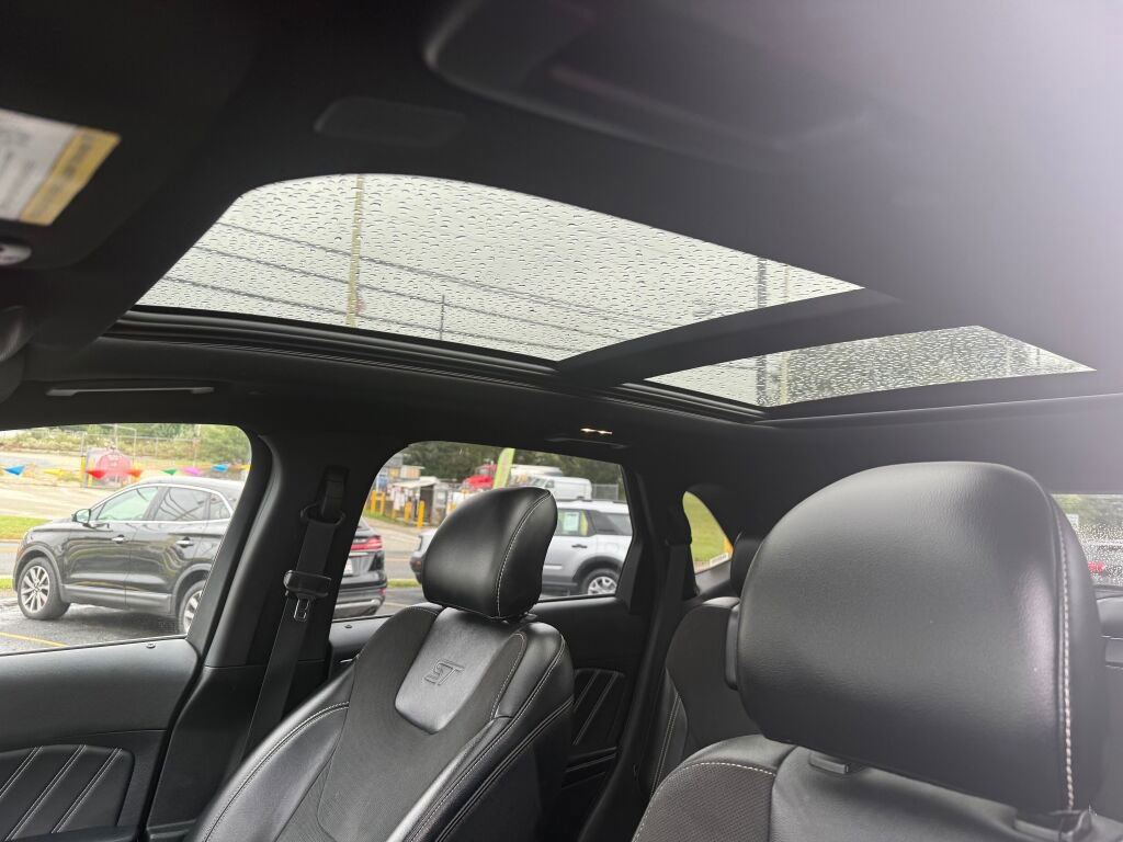 Used 2019 Ford Edge ST w/ Equipment Group 401A image 19