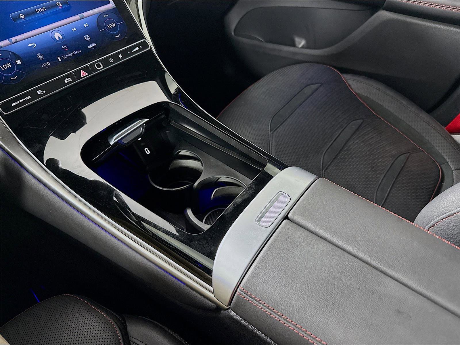Used 2025 Mercedes-Benz GLC 43 AMG 4MATIC image 8