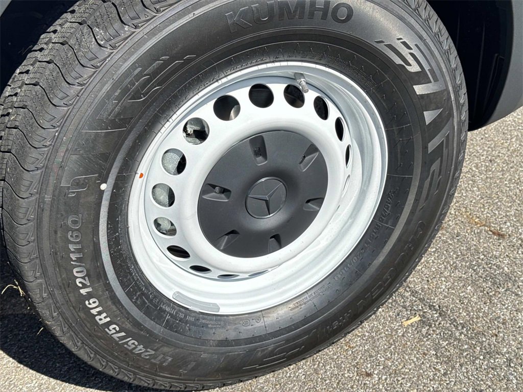 New 2026 Mercedes-Benz Sprinter 2500 image 8