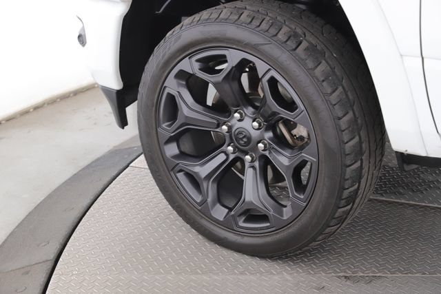 Used 2023 RAM 1500 Limited AWD/4WD image 13