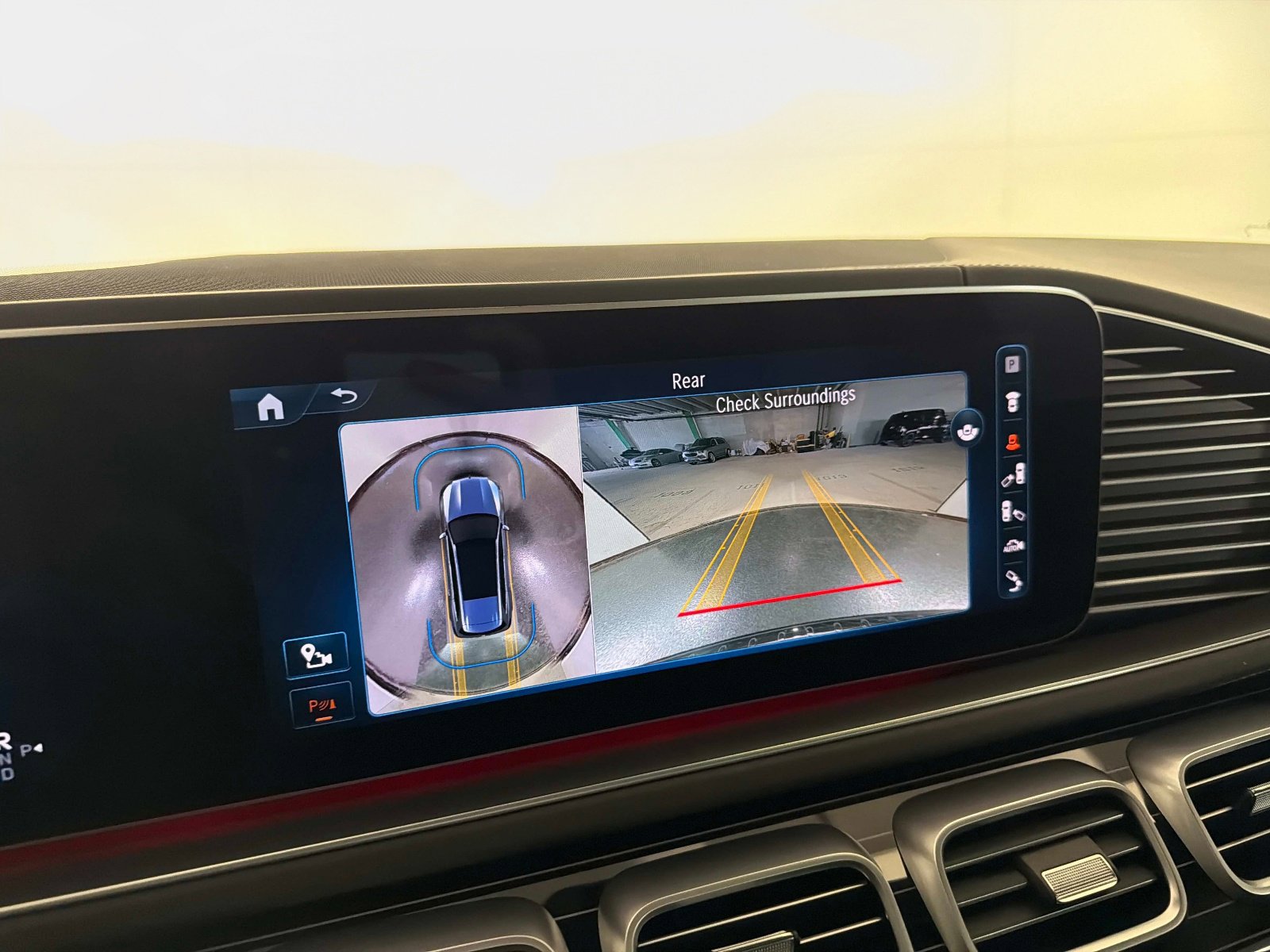 Used 2024 Mercedes-Benz GLS 63 AMG 4MATIC image 45