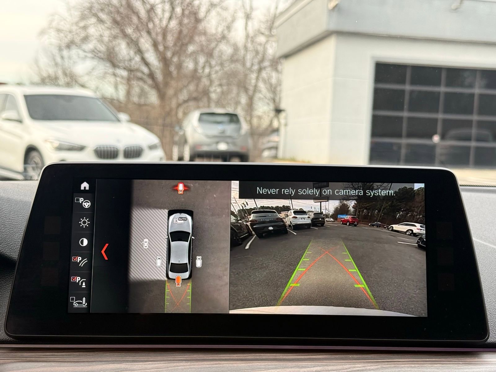 Used 2017 BMW 540i xDrive image 28