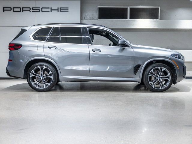 Used 2024 BMW X5 sDrive40i w/ M Sport Package image 16