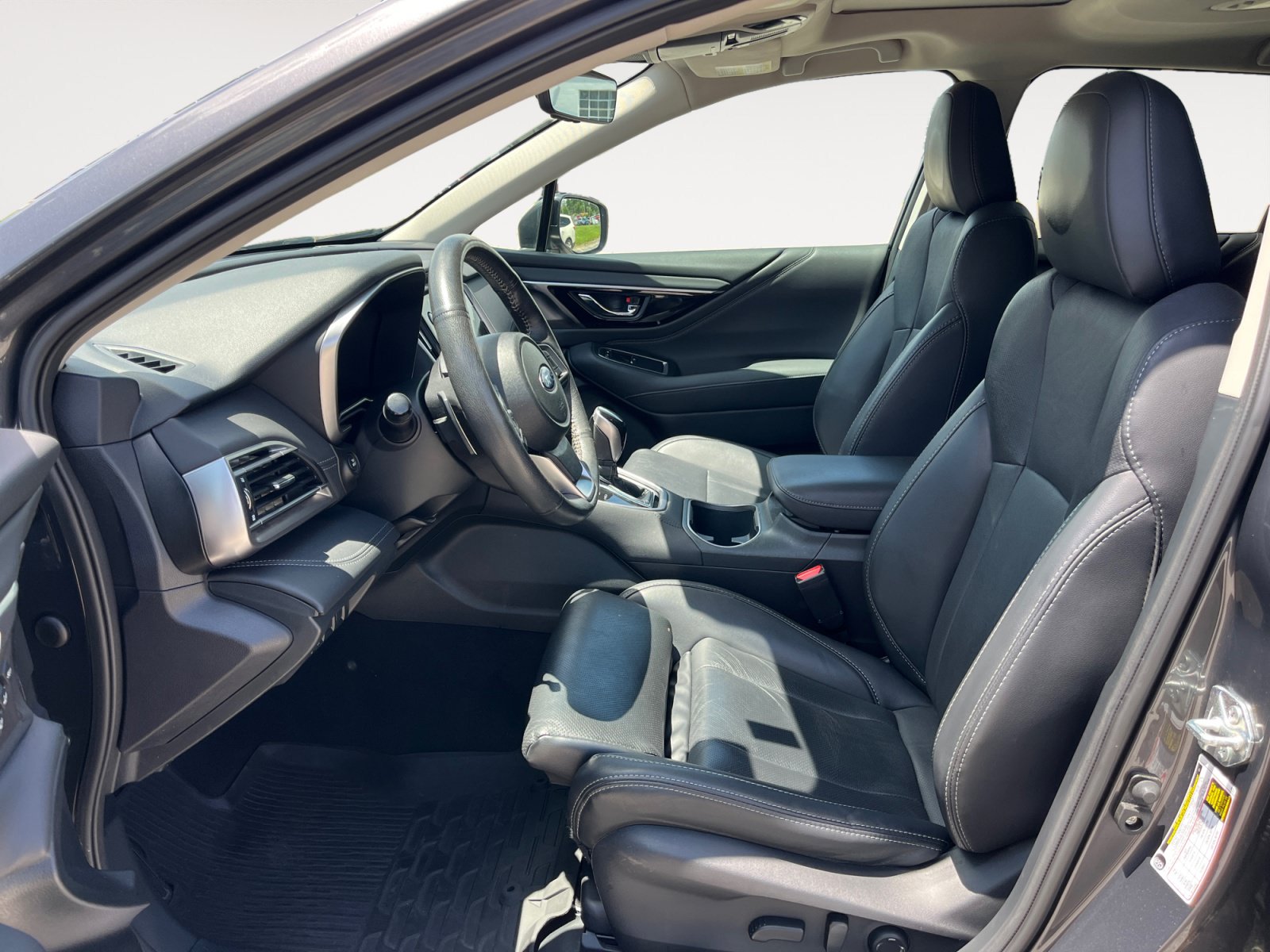 Used 2024 Subaru Outback Limited AWD/4WD image 11