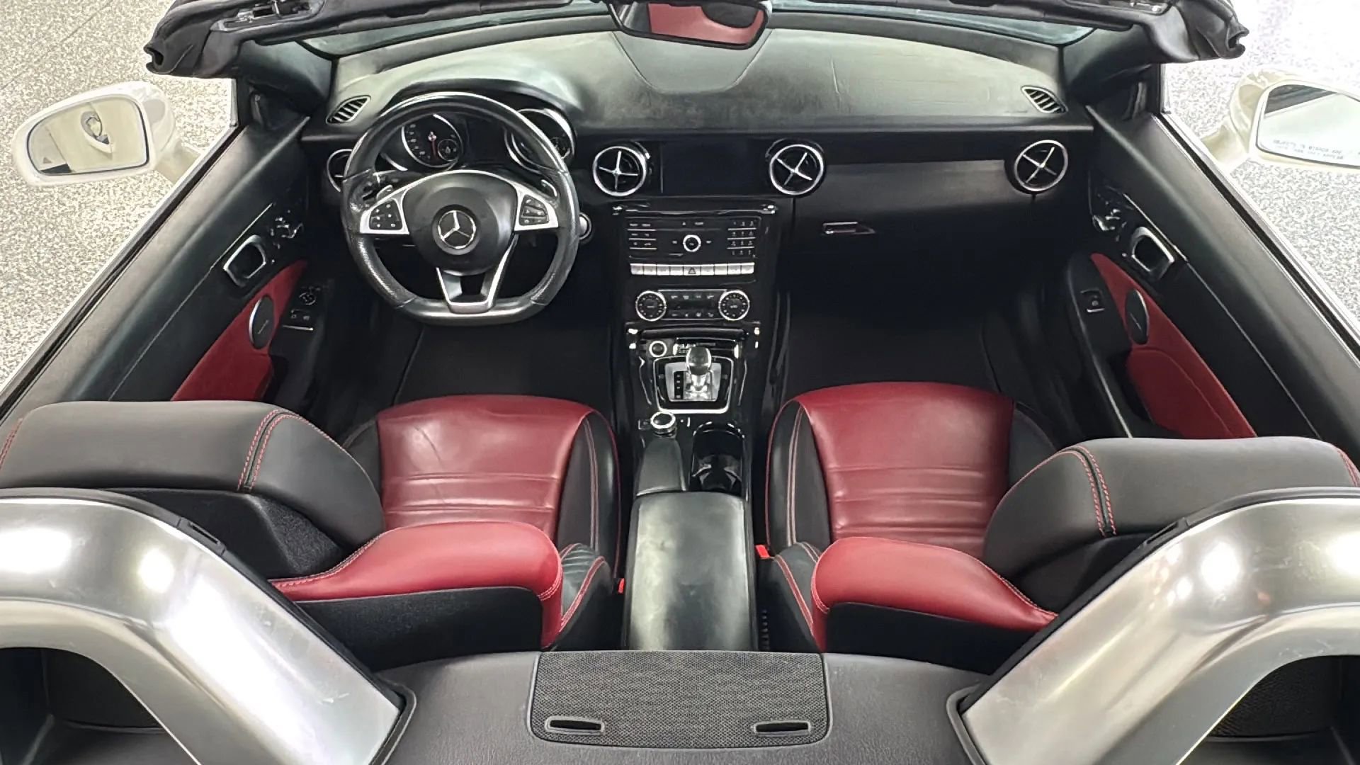 Used 2020 Mercedes-Benz SLC 300 image 70