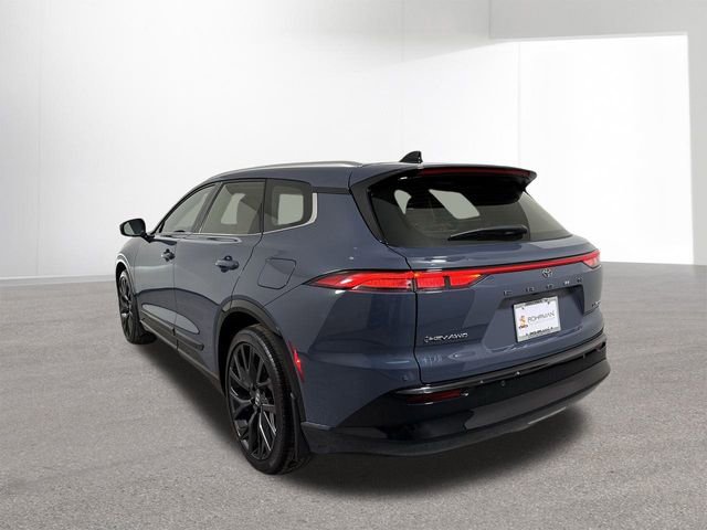 Used 2025 Toyota Crown Signia w/ Advanced Technology Package image 31