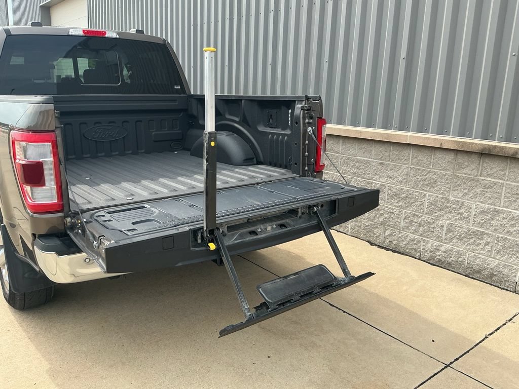 Used 2023 Ford F150 Lariat w/ Equipment Group 502A High AWD/4WD image 24