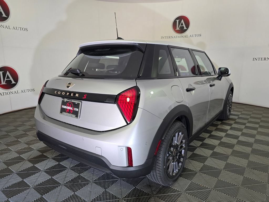 Used 2026 MINI Cooper S FWD image 4
