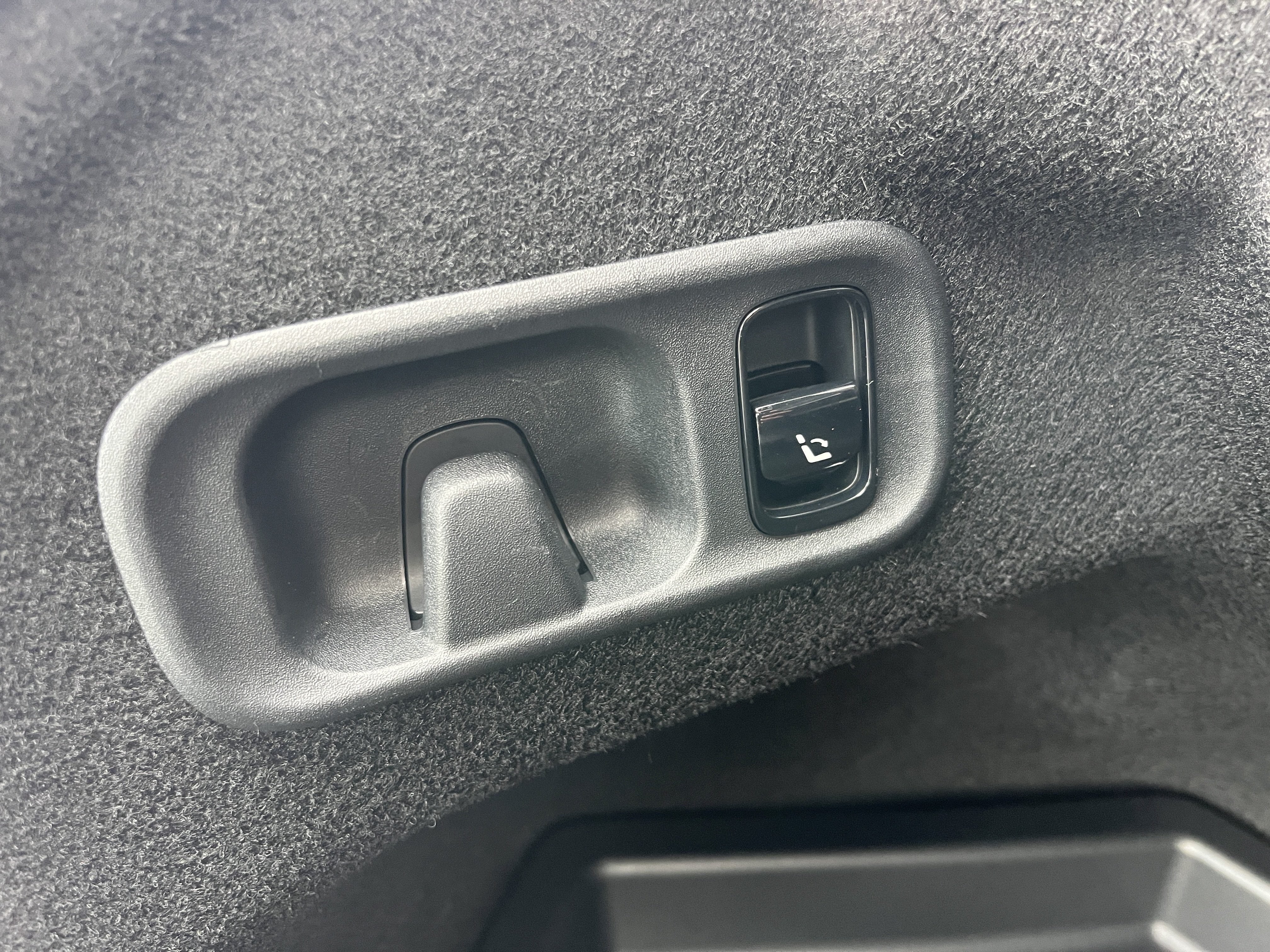 Certified 2024 Mercedes-Benz C 36 AMG S image 12
