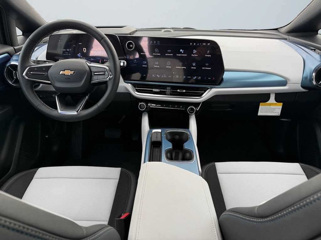 New 2026 Chevrolet Equinox EV LT w/ Convenience Package II AWD/4WD image 10
