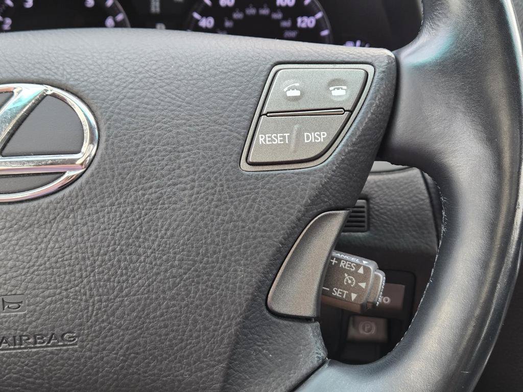 Used 2011 Lexus LS 460 w/ Comfort Pkg RWD image 23