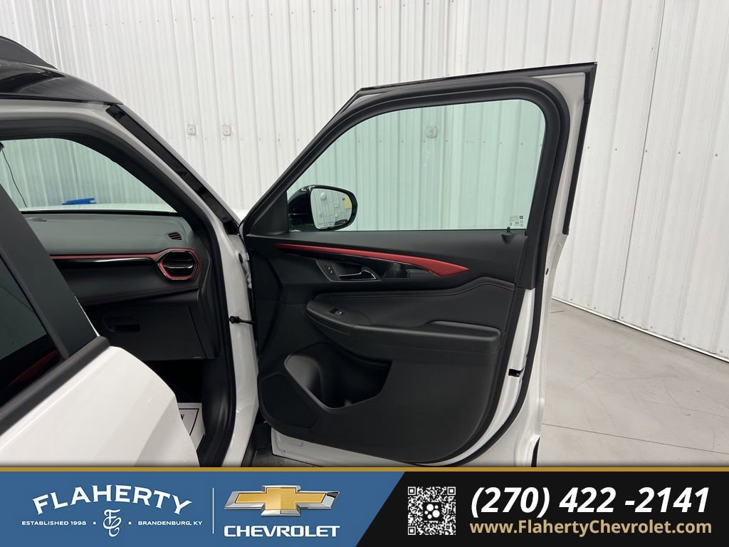 New 2026 Chevrolet TrailBlazer RS w/ Driver Confidence Package image 14
