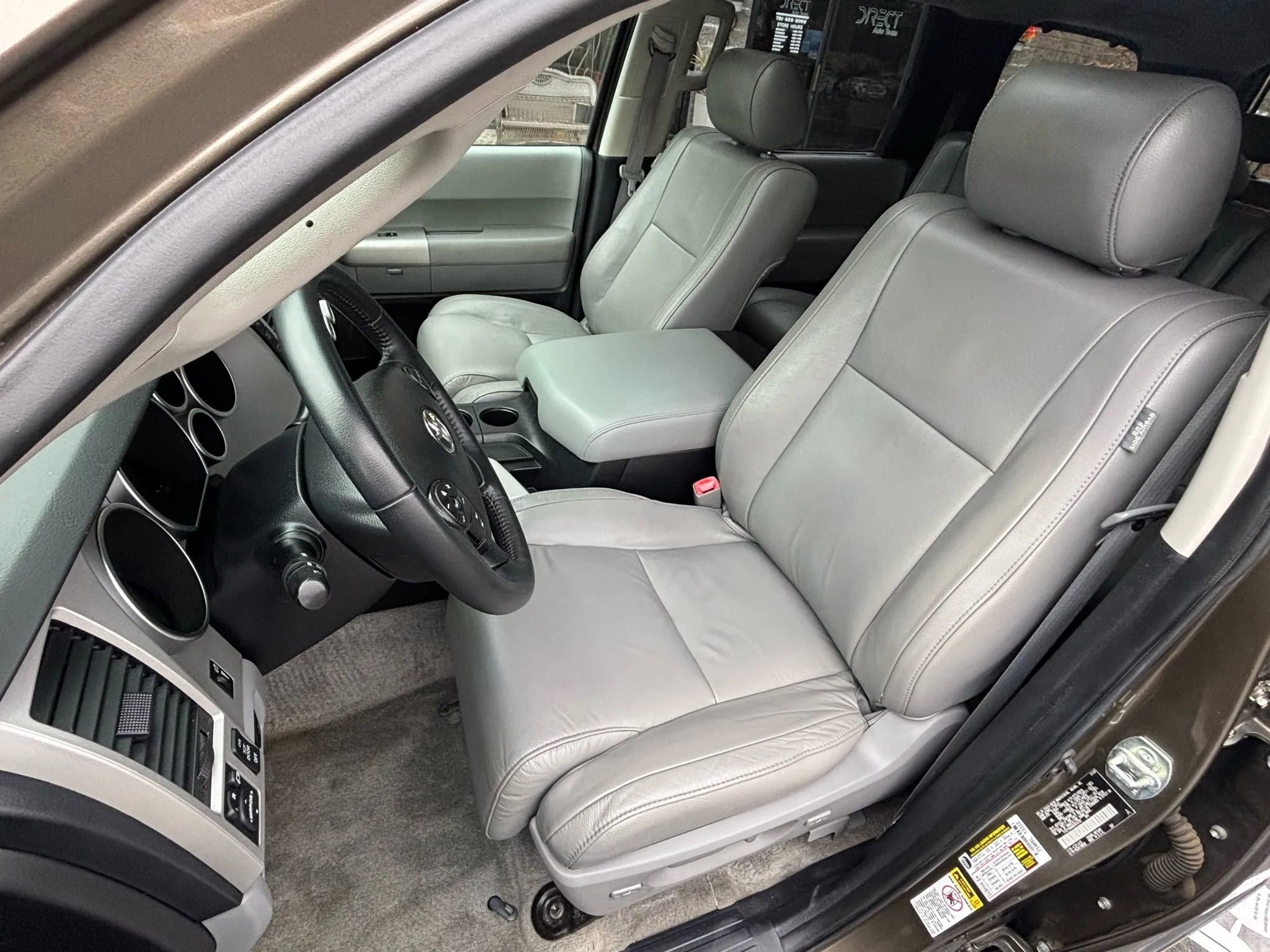 Used 2008 Toyota Sequoia Limited RWD image 18