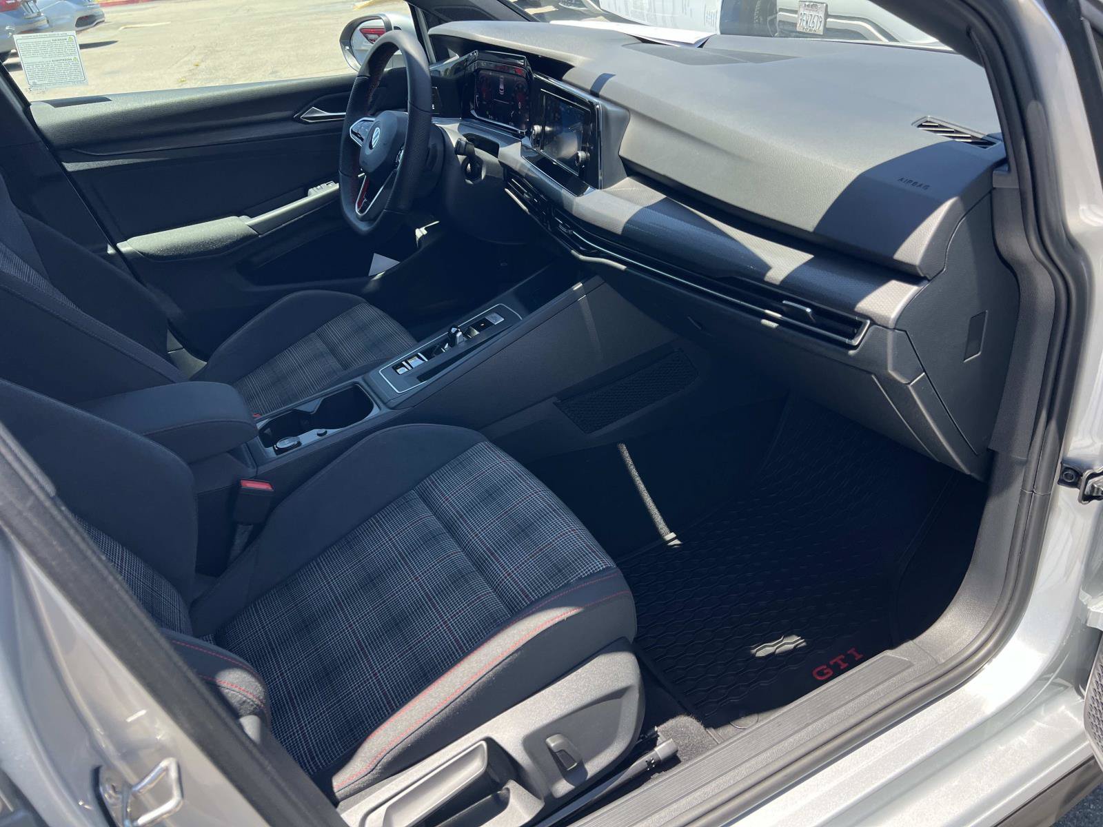 Certified 2022 Volkswagen GTI S FWD image 28