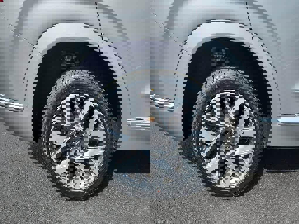 Used 2022 Hyundai Santa Fe Calligraphy image 10