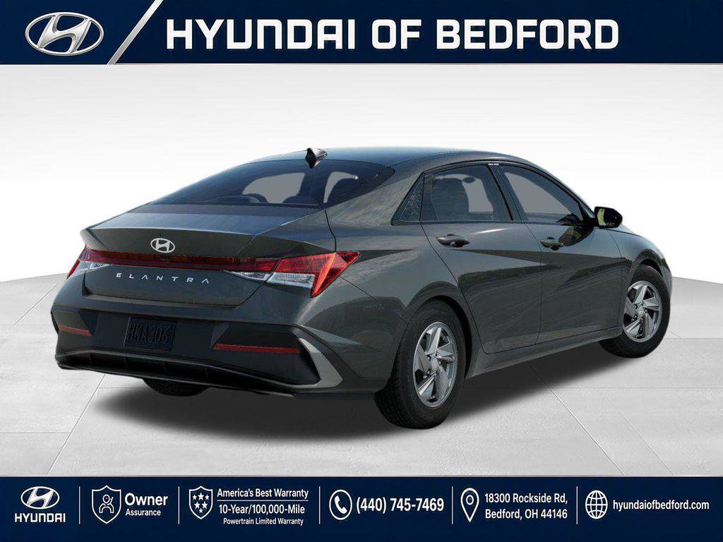 New 2026 Hyundai Elantra SE FWD image 4