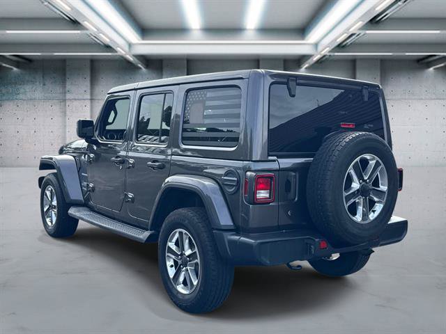 Used 2018 Jeep Wrangler Unlimited Sahara w/ Dual Top Group AWD/4WD image 27