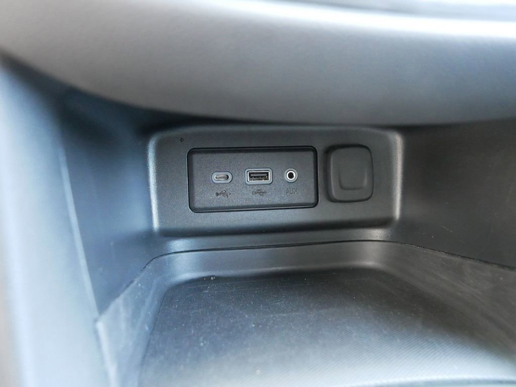 Used 2023 Chevrolet Equinox LT AWD/4WD image 29