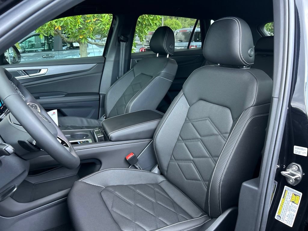 New 2026 Volkswagen Atlas Cross Sport SE FWD image 19