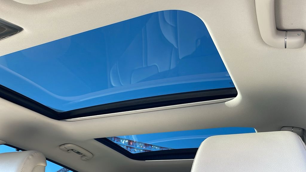 Used 2021 Genesis GV80 2.5T w/ Advanced Package 03 image 11