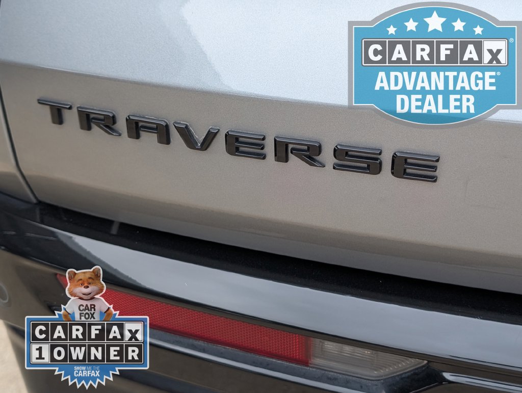 Used 2025 Chevrolet Traverse RS w/ LPO, Floor Liner Package FWD image 38