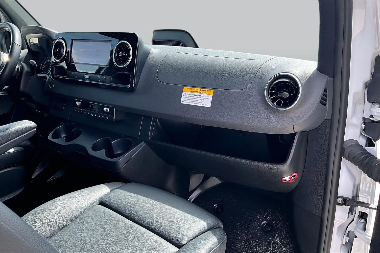 Certified 2025 Mercedes-Benz Sprinter 2500 image 17