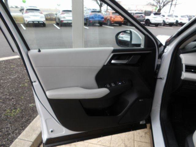 New 2026 Mitsubishi Outlander SE image 17