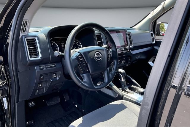 Certified 2022 Nissan Frontier SV RWD image 17