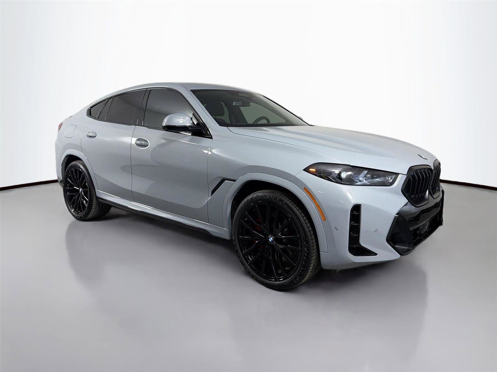 New 2026 BMW X6 xDrive40i w/ Climate Comfort Package image 3